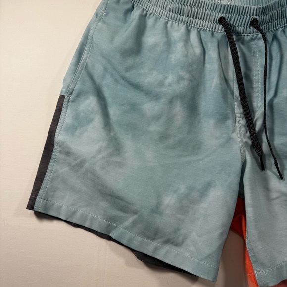 Quiksilver Men's Blue Swim Shorts - Picture 2 of 8